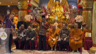 Peringati Hari Waisak, Menag Nasaruddin Umar Ajak Umat Jinakkan Ego