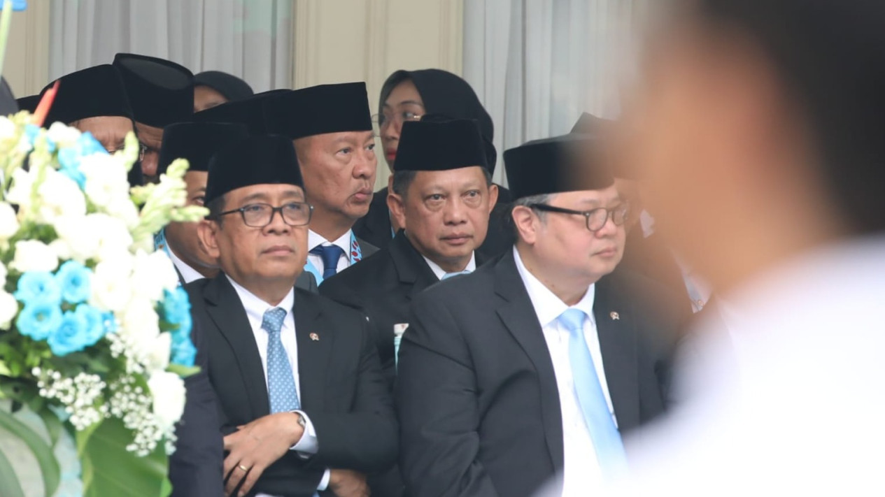 Mendagri Hadiri Upacara Peringatan Hari Lahir Pancasila 2026 di Gedung Pancasila
            - galeri foto