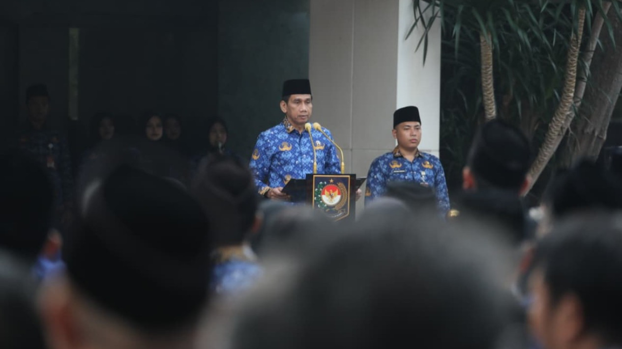 Wamendagri Wiyagus Tegaskan Pancasila Jadi Perekat Bangsa dan Kunci Perdamaian Dunia: Jangkar Moral Hadapi Turbulensi Global
            - galeri foto