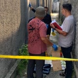 Bayi Laki-laki Ditemukan Dalam Tas Belanja di Pati, Ari-ari Masih Menempel