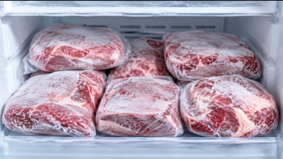 Tips Memecah Daging Beku dengan Cepat Tanpa Merusak Kualitasnya