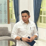 Dikritik Sering ke Luar Negeri, Teddy Sebut Prabowo Sedang Panen Hubungan Baik di Tengah Gejolak Global