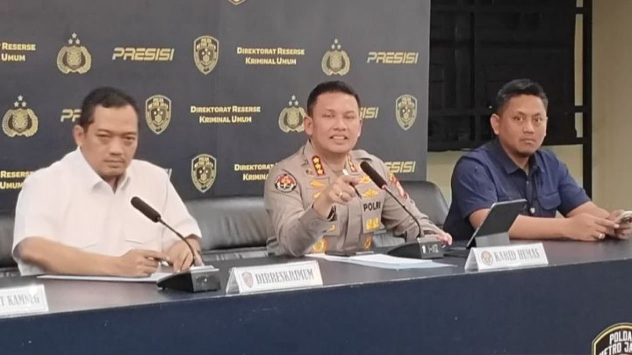 Polisi Ungkap Dirut Hanania Group Gunakan Uang Jemaah Umrah untuk Tutupi Masalah Keuangan Perusahaan, Kerugian Capai Rp12 Miliar
            - galeri foto