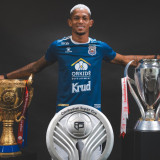 Bursa Transfer Pemain Persib: Top Skor Liga Kamboja Tolak Maung Bandung