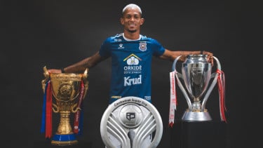 Bursa Transfer Pemain Persib: Top Skor Liga Kamboja Tolak Maung Bandung