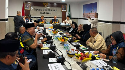 Menjemput Berkah di Kota Nabi, Timwas DPR Minta Petugas Permudah Langkah Jemaah Menuju Raudah