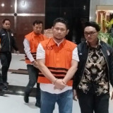 KPK Tahan Tiga Tersangka Korupsi Proyek Pembangunan Gedung Pemkab Lamongan