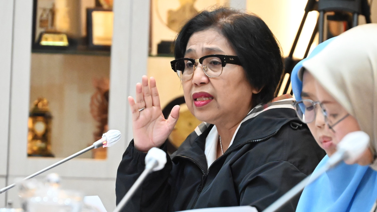 DPR Berharap Pergantian Pimpinan BGN Dapat Perkuat Pengawasan SPPG
            - galeri foto