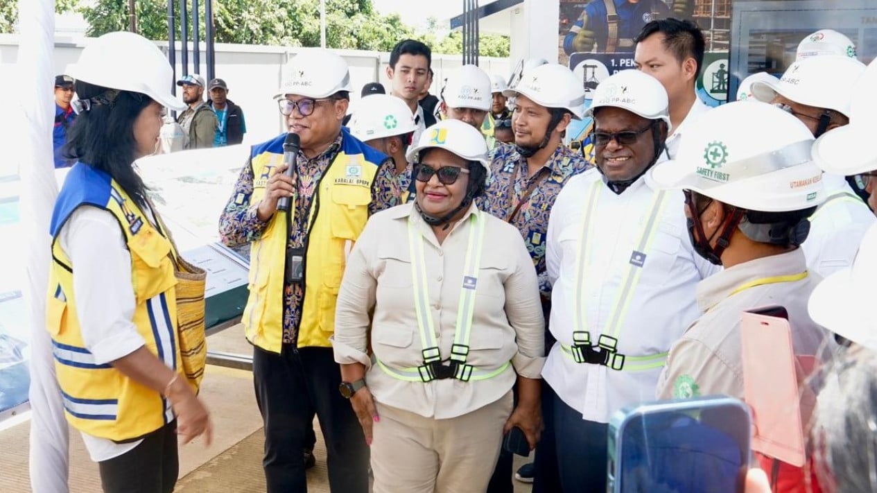 Wamendagri Ribka Haluk Dorong Akselerasi Pembangunan Infrastruktur DOB Papua Tengah
            - galeri foto