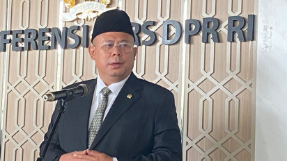 Rupiah Tembus Rp18.000 Hari Ini, DPR Desak Pemerintah dan BI Segera Konsolidasi