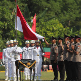 Kapolda Jatim Lantik 971 Bintara Remaja Lulusan SPN Polda Jatim