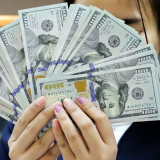 Dolar AS Kembali Jadi Raja, Yen Tertekan Dekati 160 dan Harga Minyak Melesat