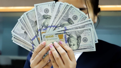 Dolar AS Kembali Jadi Raja, Yen Tertekan Dekati 160 dan Harga Minyak Melesat