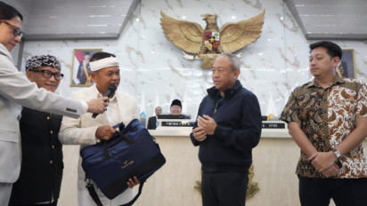 KDM Rela Jual Sapi Demi Beri Kadedeuh Rp1 Miliar untuk Persib Bandung, Janji akan Beri Lebih Besar Jika Juara Lagi