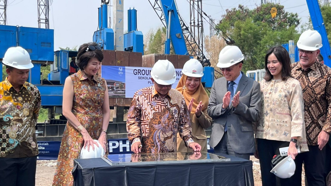 Kampus SPH Pluit Resmi Groundbreaking, Mendikdasmen dan James Riady Ungkap Misi Besar Investasi SDM
            - galeri foto