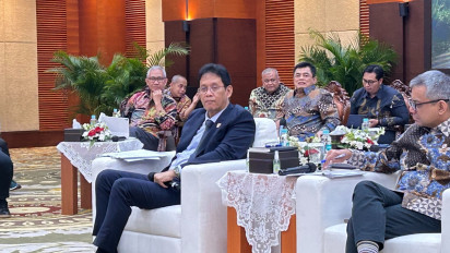 Nilai Tukar Rupiah Tembus Rp18.000, Purbaya Tegaskan Asumsi APBN Belum Perlu Direvisi