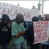 Warga Laikang Arak Keranda Mayat, Tolak PSN Kawasan Industri dan Pelabuhan di Takalar