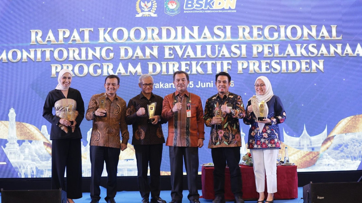Kawal Program Prioritas Presiden, BSKDN Gencarkan Monitoring dan Evaluasi di Daerah: Tidak Boleh Berjalan Terpisah
            - galeri foto