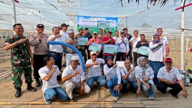 Perluas Lahan Tembakau, PTPN I Regional 5 Salurkan Bantuan Sumur Bor untuk Petani