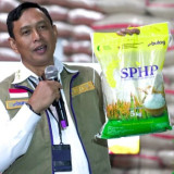 Stok Beras Capai 5,3 Juta Ton, Bulog Targetkan Bantuan Pangan Tuntas Akhir Juni
