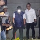 Seorang Bidan Diduga Jadi Korban Pembunuhan di Drainase Situbondo, Polisi Gelar Olah TKP