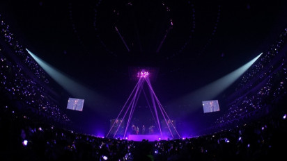 Sukses Gelar EXhorizon di Jakarta, EXO Puji EXOL Jakarta Cantik Gunakan Dresscode yang Kompak