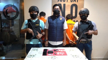 Dua Pria Terlibat Peredaran Narkoba di Jakarta Barat Ditangkap, Barang Bukti Sabu-Ekstasi Disita