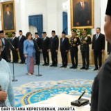 Breaking News: Presiden Prabowo Lantik Nanik S Deyang sebagai Kepala BGN