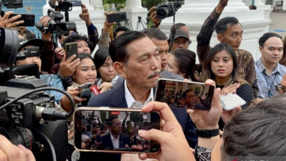 Tiba di Istana Secara Hampir Bersamaan, Luhut dan Chatib Bertemu Prabowo Subianto Selasa Sore
