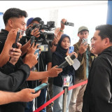 Momen Erick Thohir Tonton 2 Laga Timnas Indonesia Sehari, Dampingi Garuda Pertiwi di Bandung Tiba-tiba Sudah Selebrasi Gol Ole Romeny