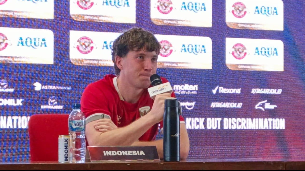 ‎Jalin Koneksi di Lini Serang Timnas Indonesia, Ole Romeny Anggap Marselino Ferdinan Bagaikan Saudara Sendiri
            - galeri foto