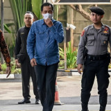 Lensa Berbicara: Bupati Muara Enim Tiba di KPK Usai Terjaring OTT