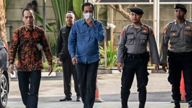 Lensa Berbicara: Bupati Muara Enim Tiba di KPK Usai Terjaring OTT