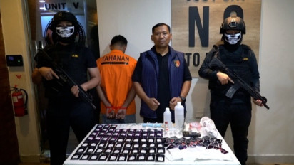 Pria Diduga Pengelola Home Industri Narkoba Sinte Ditangkap Polisi di Bekasi, Barang Bukti Dikemas dalam Cartridge Vape