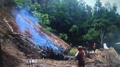 Longsor Putus Akses Lubuk Basung–Bukittinggi, Jalan Provinsi Ditutup Total