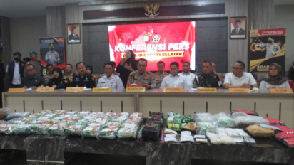 Dijanji Imbalan Rp900 Juta, 5 Pelaku Ditangkap Usai Selundupkan Sabu 40 Kg dari Malaysia ke Parepare