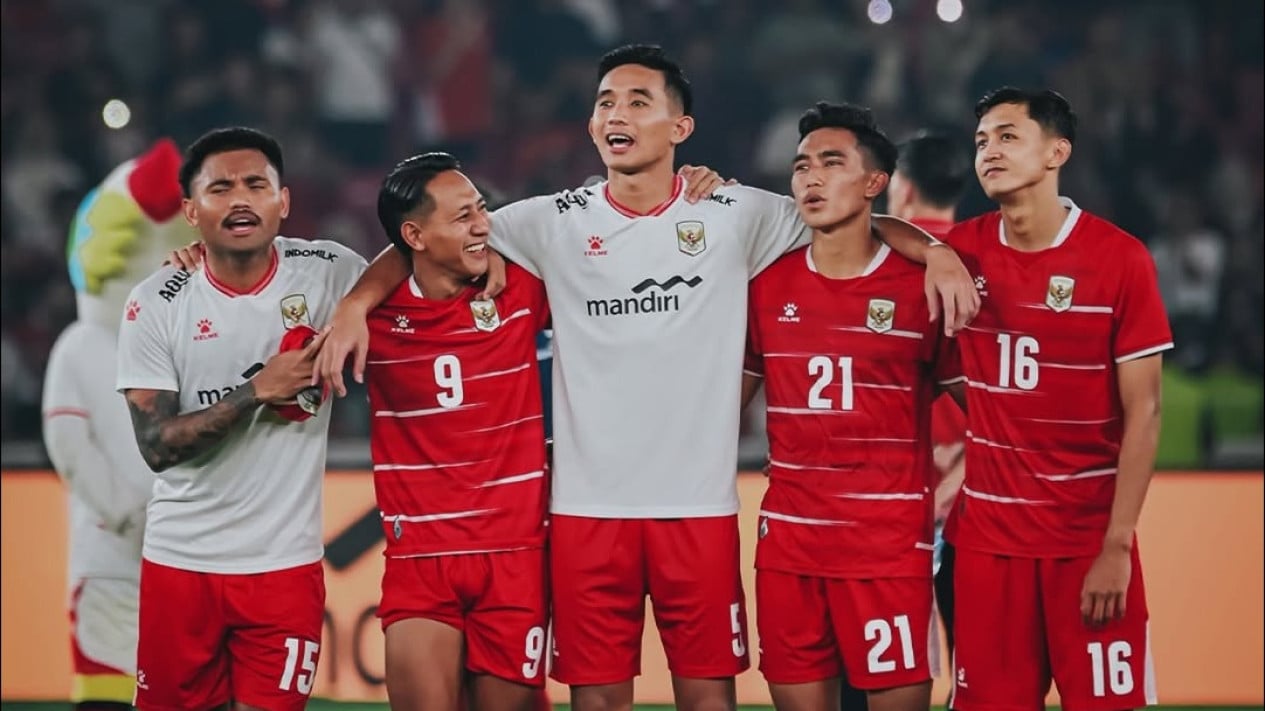 Reaksi Rizky Ridho Usai Insiden Tindakan Provokatif yang Menimpa Beckham Putra: Dukung Siapa pun yang Berjuang untuk Lambang Garuda!
            - galeri foto