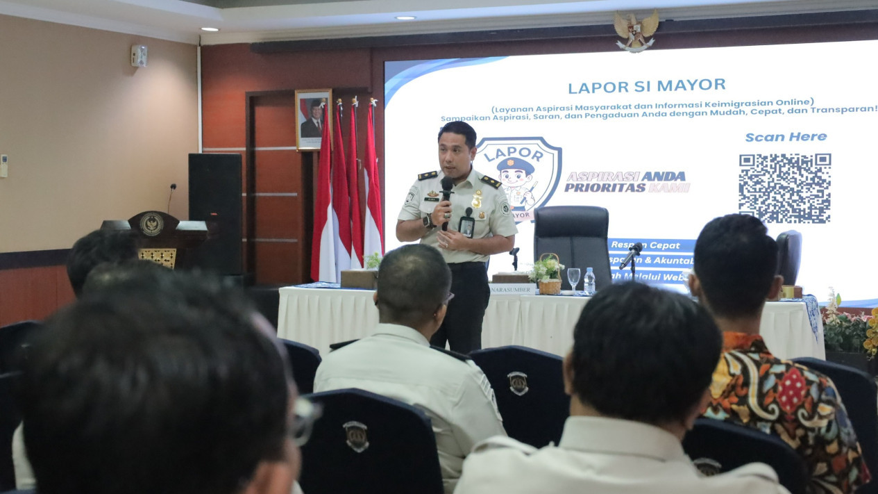 Tingkatkan Kualitas Pelayanan Publik, Imigrasi Jakarta Pusat Gelar Sosialisasi Internal Inovasi berupa "Lapor Si Mayor"
            - galeri foto