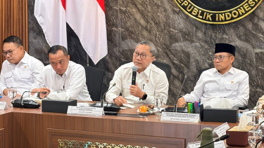 Zulhas Bongkar Pemborosan Rp12 Triliun di MBG, Titik Dapur Bengkak Ribuan dari Rencana Awal
