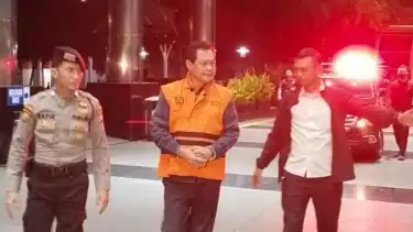 KPK Periksa Bupati Muara Enim Edison Malam-malam