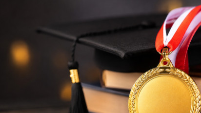 Tak Cukup Hafal Aturan, Integrasi Ilmu Hukum dan Sosiologi Antar Mahasiswa Berbuah Prestasi Nasional