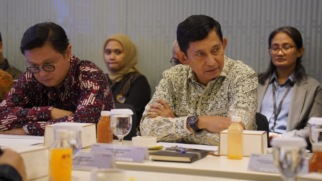 Jalankan Peran Penggerak Hilirisasi, Pria Utama sebut MIND ID Optimalkan Kontribusi Bagi Negara
            - galeri foto