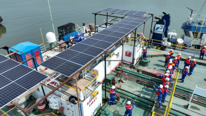 Pertamina Genjot Pemanfaatan Energi Bersih di Kapal Pengangkut Minyak, Pangkas Emisi 79 Ton Karbon per Tahun