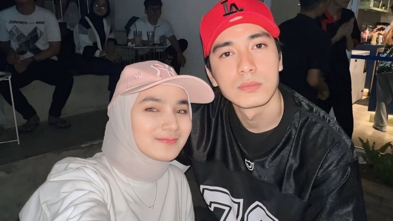 Selain Dugaan KDRT, Istri Evan Marvino Ngaku Diselingkuhi Hingga Tertular HPV saat Hamil
            - galeri foto