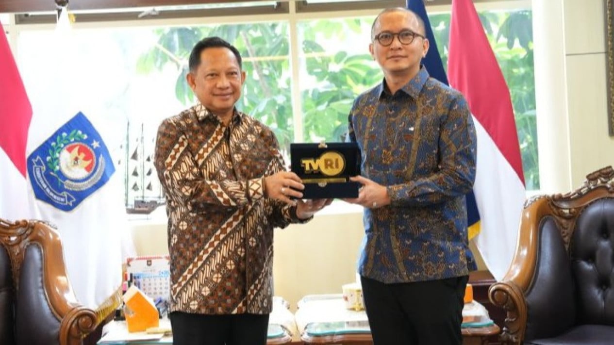 Mendagri Tito Instruksikan Daerah Gelar Nobar Piala Dunia 2026 demi Dongkrak Ekonomi
            - galeri foto