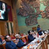 Muluskan Proses Naturalisasi Luke Vickery dan Mitchell Baker, Erick Thohir Dapat Wejangan untuk Pemain Lokal demi Timnas Indonesia