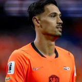Bikin Salah Fokus Ini Makna Patch Piala Dunia 2026 di Lengan Tijjani Reijnders, Ada Tanda Khusus untuk Legenda