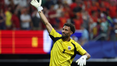 Profil Vozinha, Kiper Tanjung Verde Berusia 40 Tahun yang Bikin Spanyol Frustrasi di Piala Dunia 2026