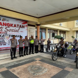 Sambut Hari Bhayangkara Ke-80, Polda Jatim Bagikan 15 Ribu Kitab Suci ke Ribuan Tempat Ibadah Berbagai Agama di Banyuwangi