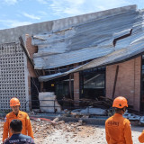 Sejumlah Bangunan Rusak Akibat Gempa M 6,7 di Palu